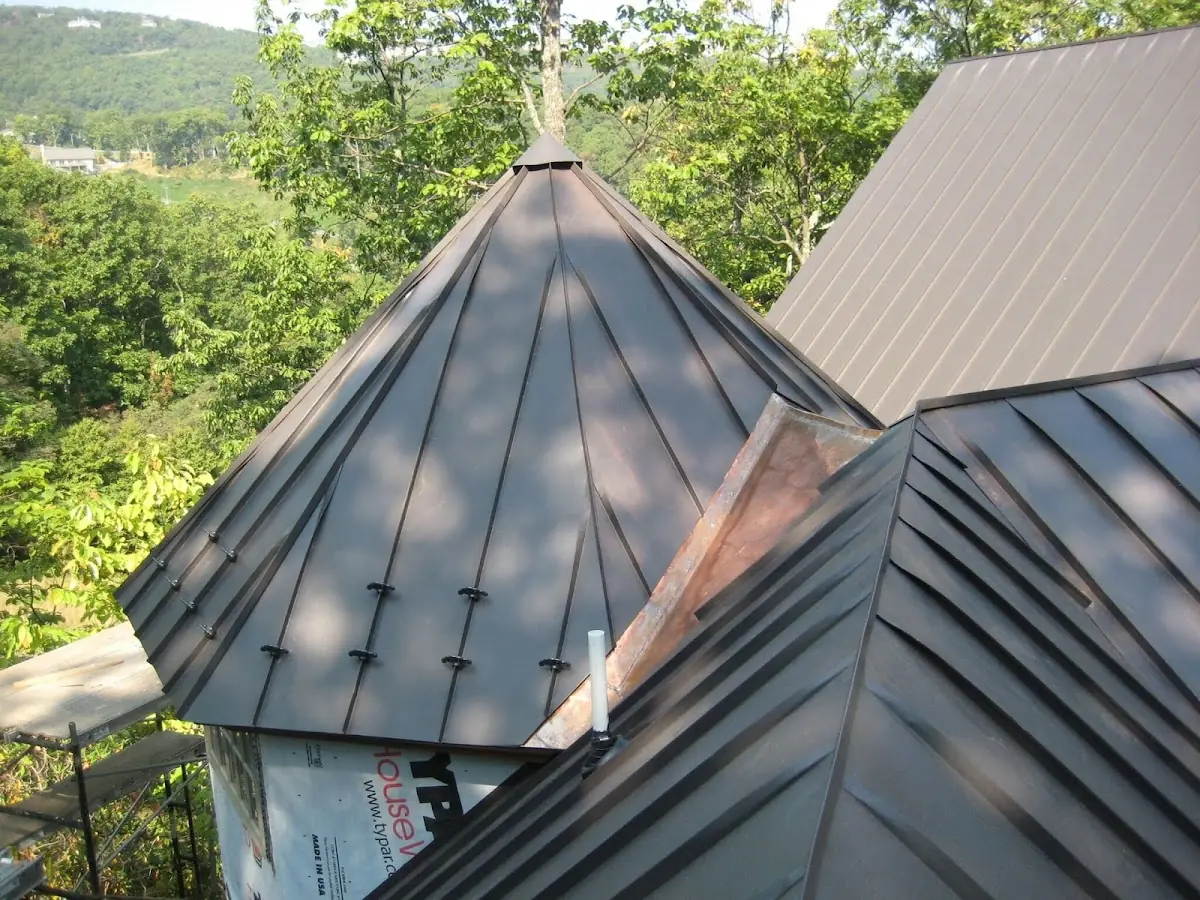 Professional Roof Tarp Installation by Craftsman Roofing in Aventura Palms